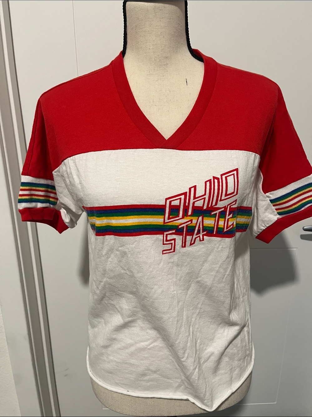 Vintage Champion Ohio State V-Neck Red White Man Made Cropped T-Shirt Collegiate